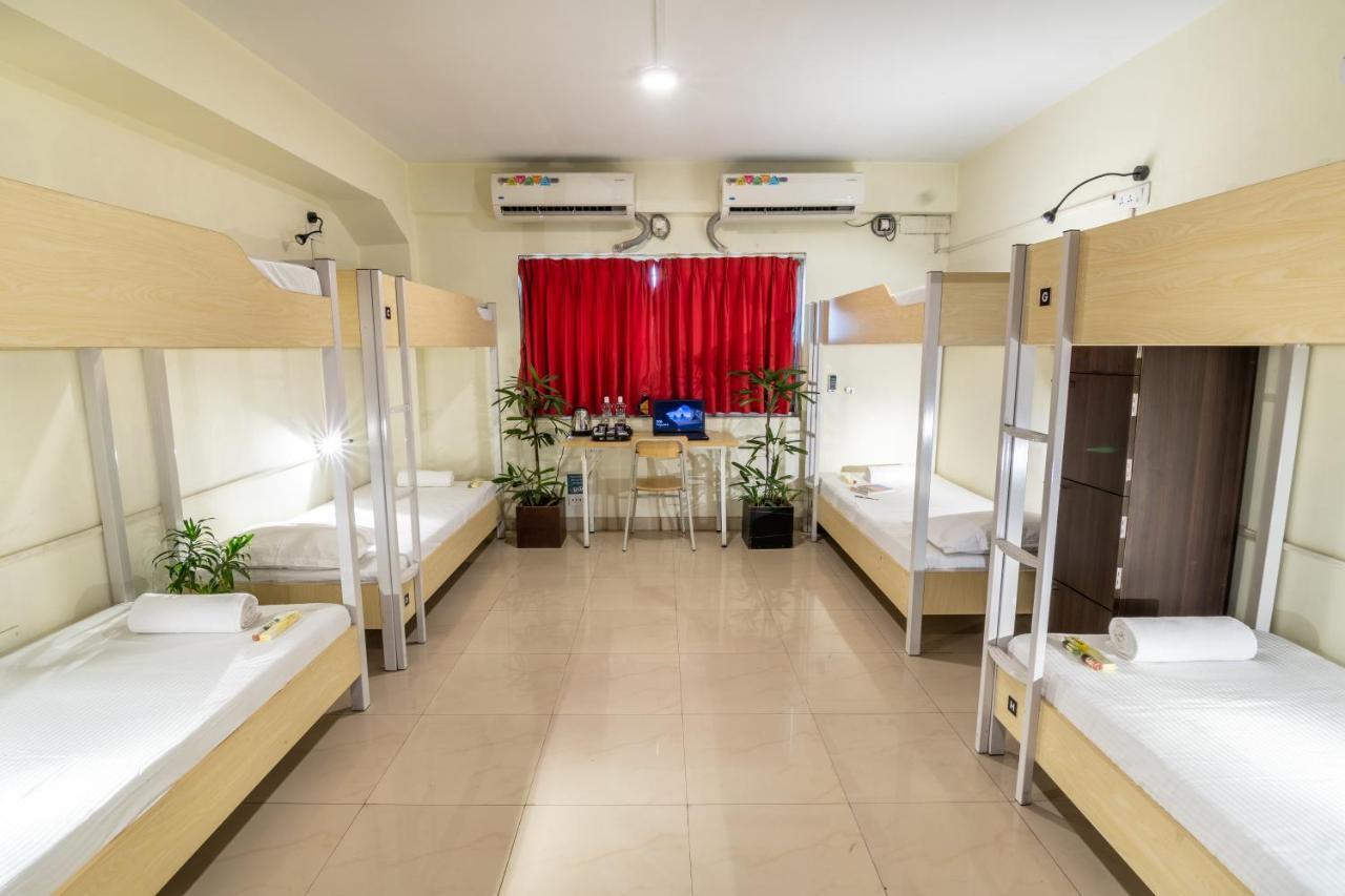 Offbeat Ccu Hostel Καλκούτα Εξωτερικό φωτογραφία