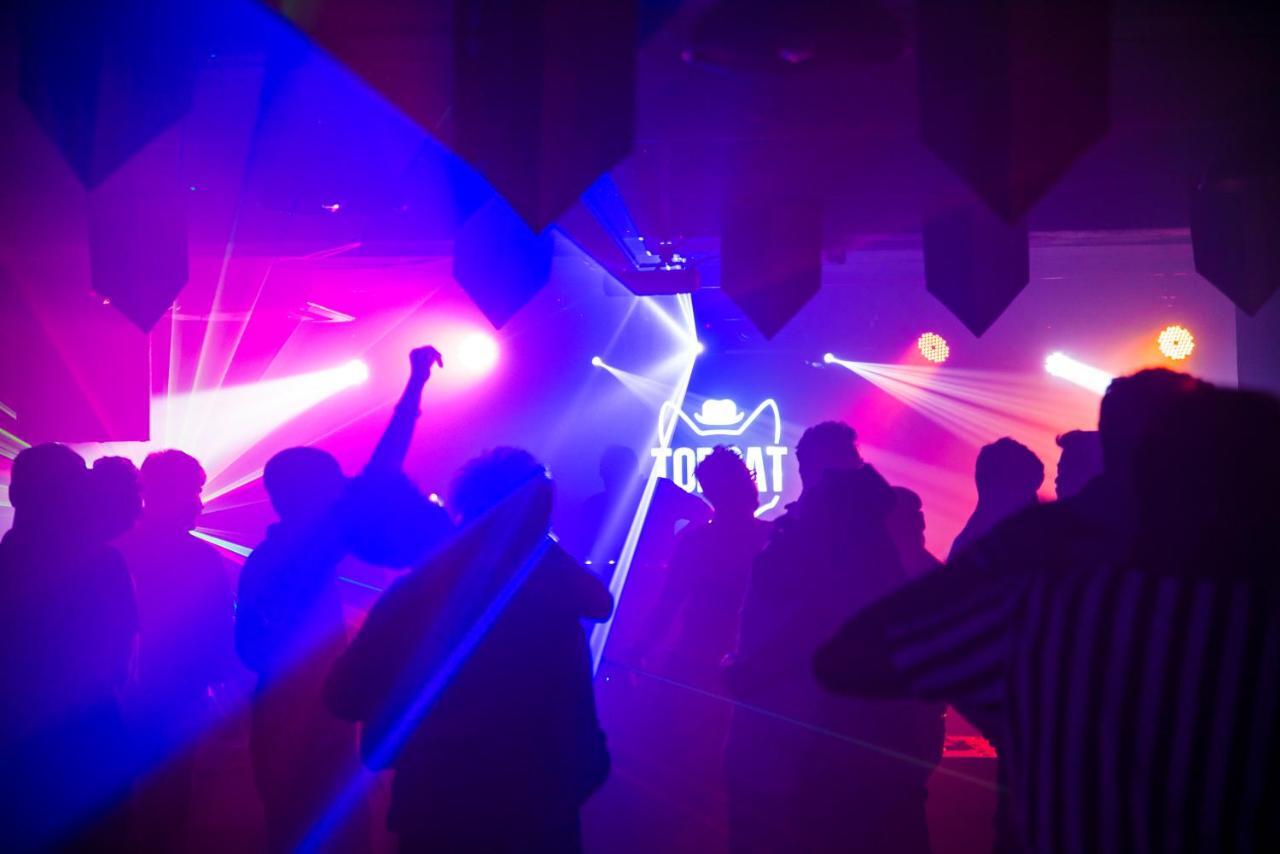 Offbeat Ccu Hostel Καλκούτα Εξωτερικό φωτογραφία